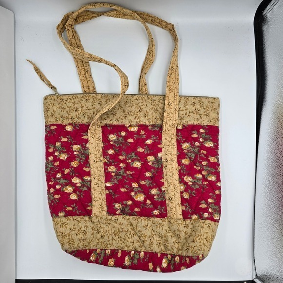 Handbags - Quilted Floral Tote Bag Cottagecore Red and Beige Zip Closure Cotton